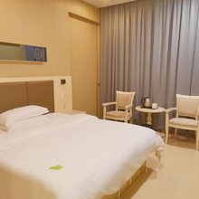 居晚安城市酒店(南宁五一立交店)