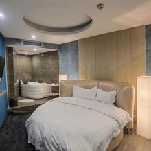 毕节星期8公寓酒店