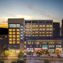 杭州汉伦大酒店(丁兰广场丁桥地铁站店)