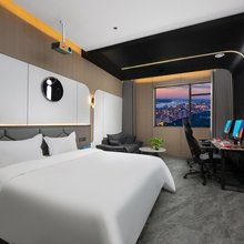 爱电竞酒店(唐河大润发店)