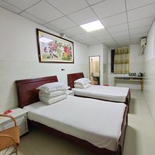 英德忠源旅店