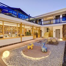 香格里拉半夏时光民宿(独克宗古城大佛寺转经筒店)