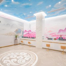 芳菲四月酒店
