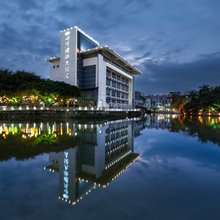 百色田阳国际大酒店(布洛陀文化中心店)