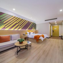 百花酒店(邯郸高铁东站店)