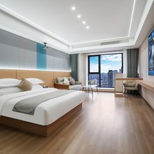 铂曼·礼遇酒店(欣都龙城北辰财富中心店)