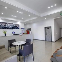X艾克斯酒店(桂林理工大学雁山店)