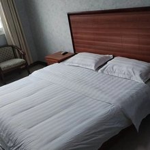 西峡炜隆宾馆
