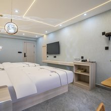昆明云晨旅宿(云南省第一人民医院南屏街店)