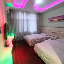 楚雄唇之恋酒店