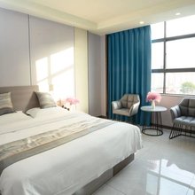 品鑫商务宾馆(固始实验中学陈元光广场店)