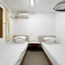 南京丹秋旅馆(江苏省人民医院店)