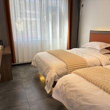不晚小院(昭通大山包景区店)