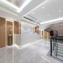瑞微酒店(黄鹤楼户部巷店)