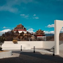 香格里拉·丹缦 | 设计师富氧观景美宿(独克宗古城月光广场店)