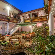 纯心·萌动客栈(束河古镇店)