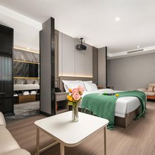 曼豪酒店(洛邑古城丽景门十字街店)