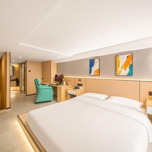 锦囊泛娱酒店(昆明吾悦广场金川路地铁站店)
