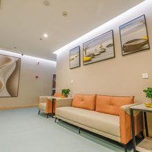 花妖钱塘酒店(杭州东站闸弄口地铁站店)