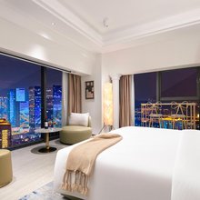 依呈酒店(长沙五一广场IFS国金中心店)