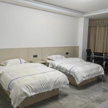 铭灏民宿(英西峰林走廊店)
