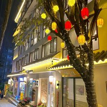 昆明巷美半坡酒店(南屏步行街翠湖店)