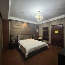 托克逊鸿利亨商务宾馆
