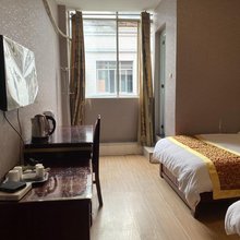 万鑫宾楼(忠县汽车总站店)