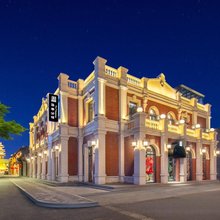 花筑奢·柒号公馆(大同古城墙华严寺店)