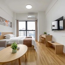 南苑春暖花开酒店公寓(广西体育中心店)