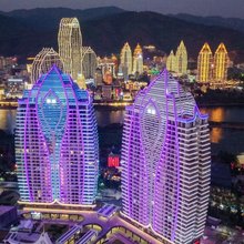 美澜酒店(西双版纳景洪泼水节广场江边夜市店)