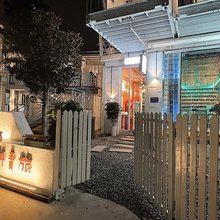 洛阳贰拾肆新青旅(高铁龙门石窟店)