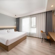 天馨酒店(彭州市政府龙兴寺店)
