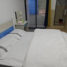 88卫卫公寓(龙苑街1号分店)