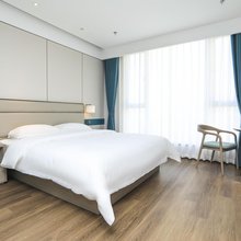莱卡酒店(德清新安镇新华路店)