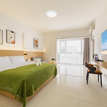 威海美程优佳城市公寓(文登中心医院龙港外滩店)