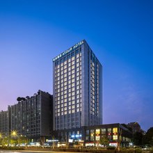杭州四季青庆菱路地铁站亚朵酒店