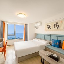 七月公寓(杭州桐庐东站江南镇店)