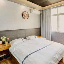 泸定东聚缘酒店