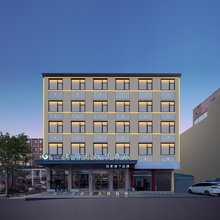 柏素云智慧酒店(杞县银河南路欣泰百货店)
