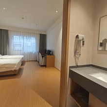 九色虹电竞酒店(正定古城店)