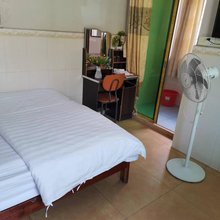 鑫鑫公寓(新青科技公业员店)