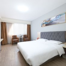 银通之旅宾馆(深圳东站长龙地铁站店)