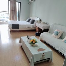 江北机场展翱公寓
