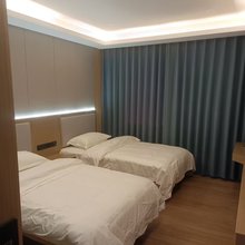 舒星酒店(商丘站店)