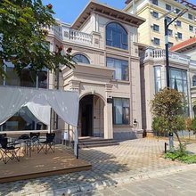 芒宿·独栋花园别墅(兴昌商业广场芒市机场店)