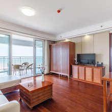 蓝水熊·海景酒店公寓(东戴河佳兆业四期店)