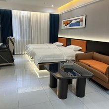 丰城极影电竞酒店(丰跃名城店)