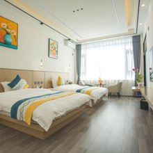 大理俊岩客栈