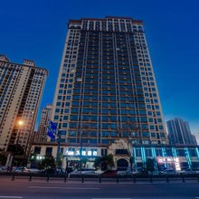 乐途酒店(横店影视城明清宫苑店)